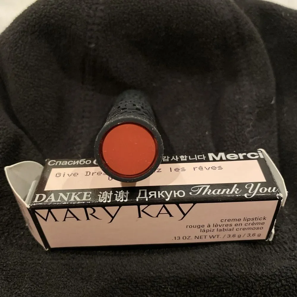 Mary Kay ~ Creme Lipstick ~ Give Dreams ~‎  New, in box
